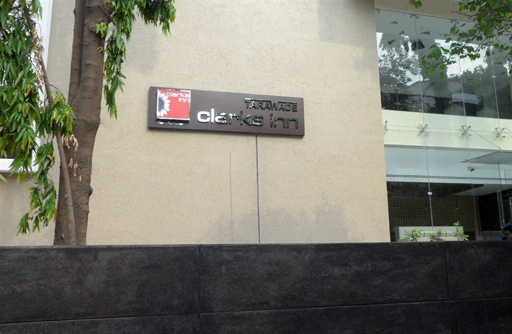 Tarawade Clarks Inn Púna Kültér fotó